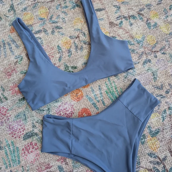 Blue Bikini Set - Picture 3 of 7